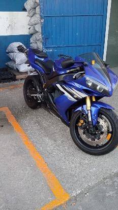 YAMAHA YZF R1 